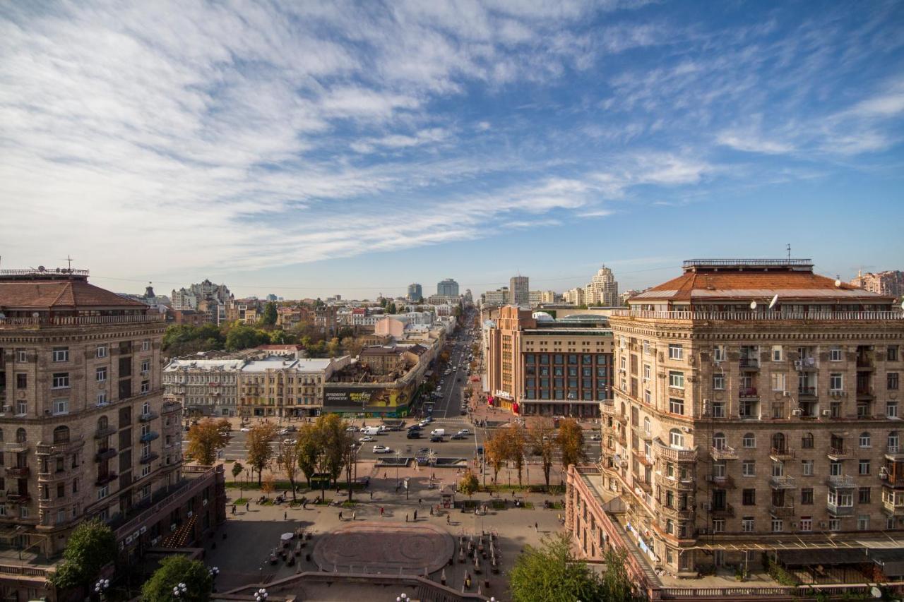 Central Apartments On Khreschatyk Kyiv Exterior photo